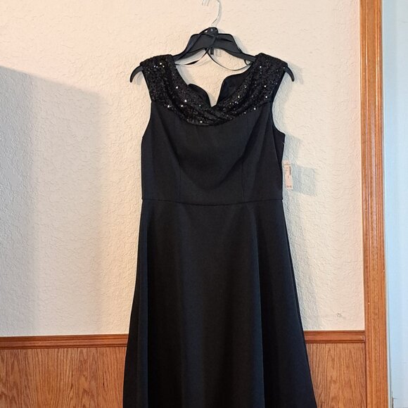 DRESSES!!! - Picture 9 of 16